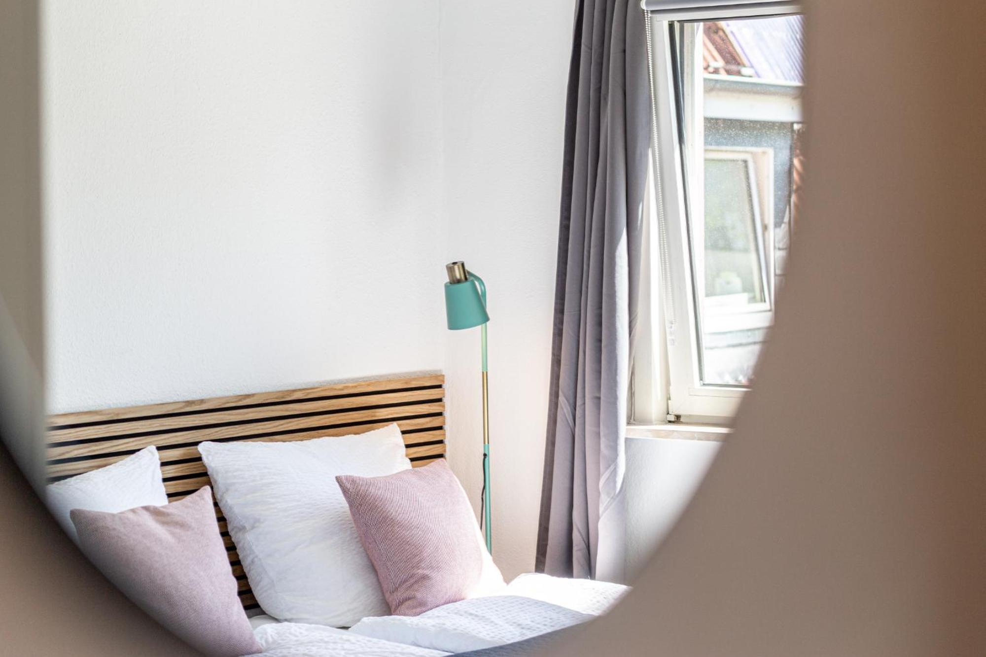 Have-A-Nice-Stay - Nahe Der U-Bahn Nach Hamburg - Natur 1 Minute Entfernt - Baecker & Restaurants 500M - Lidl 800M - Zentrum 1,5Km Аренсбург Екстер'єр фото